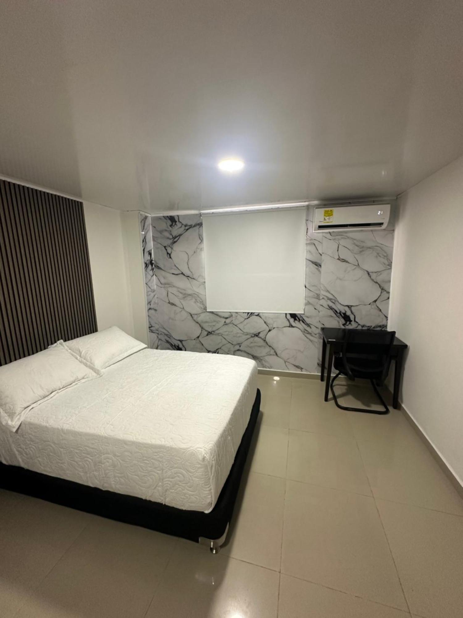 Apartahotel Plaza San Andrés Extérieur photo