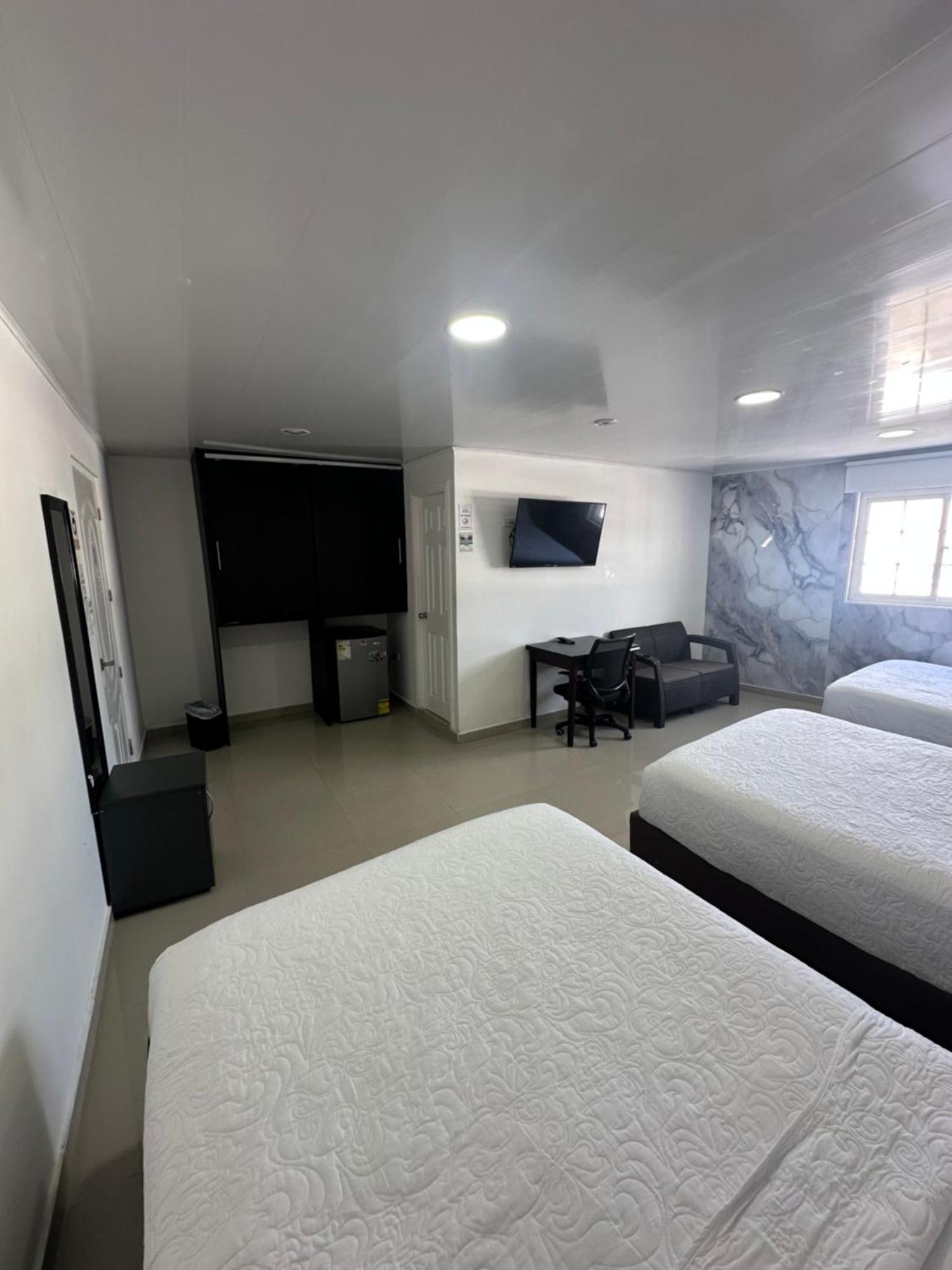 Apartahotel Plaza San Andrés Extérieur photo